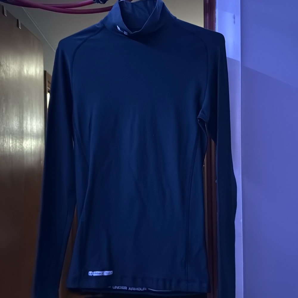 UNDERARMOUR COLD GEAR COMPRESSION LONG SLEEVE - SIZE MEDIUM
